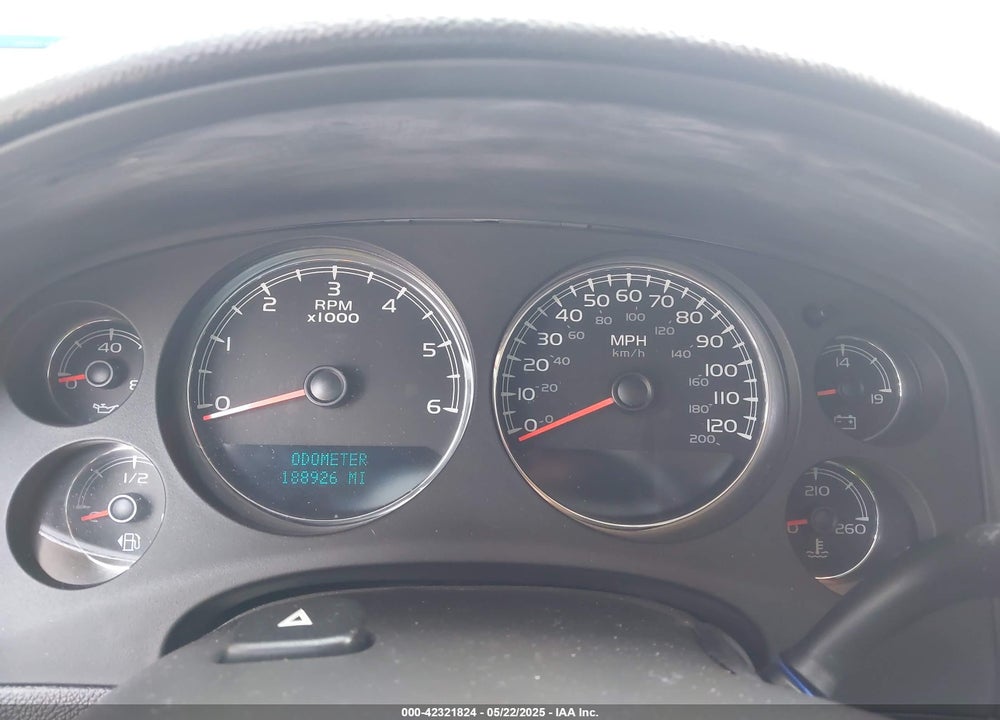 2010 CHEVROLET TAHOE LS VIN: 1GNUCAE02AR290222