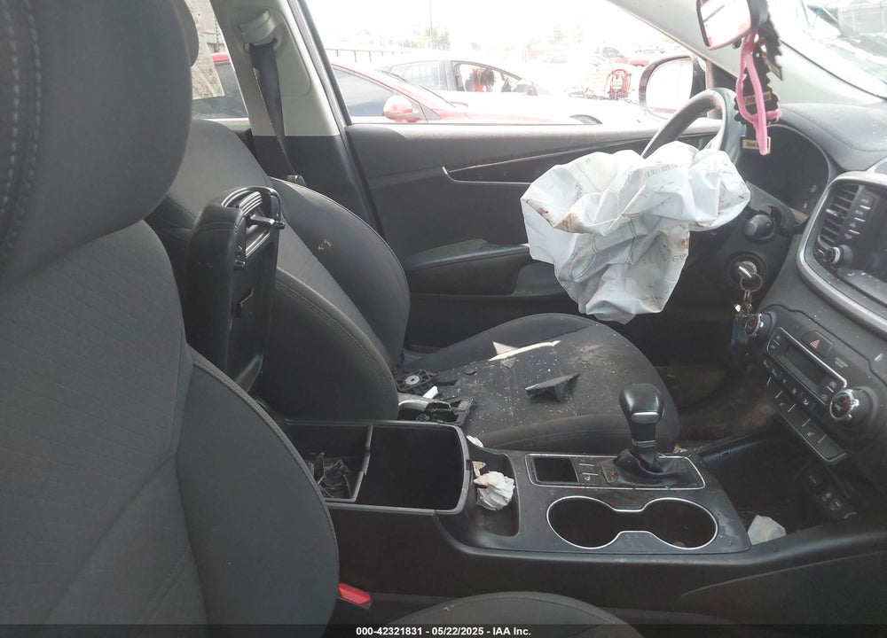 2020 KIA SORENTO 2.4L LX VIN: 5XYPG4A32LG640509