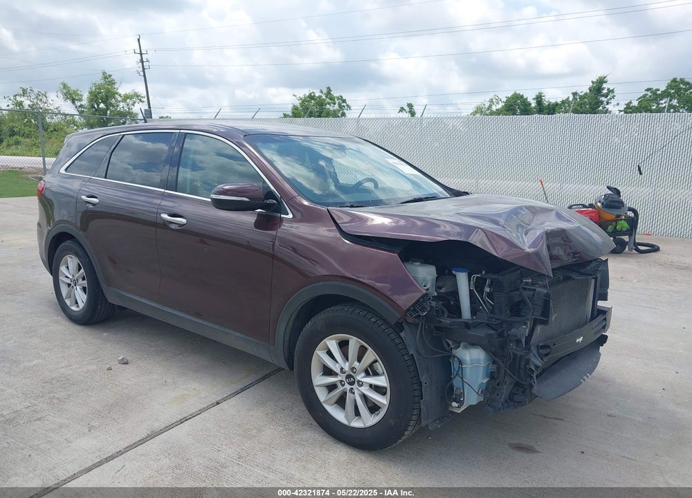 2019 KIA SORENTO 3.3L LX VIN: 5XYPG4A59KG497042