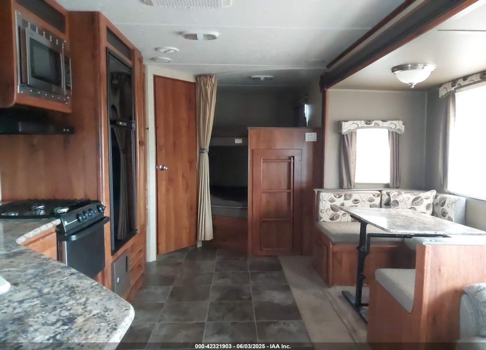 2015 KEYSTONE HIDEOUT 28BHS VIN: 4YDT28B2XF7202104