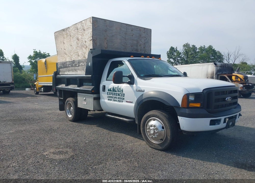 2007 FORD F-550 CHASSIS XL/XLT VIN: 1FDAF57P57EA49061