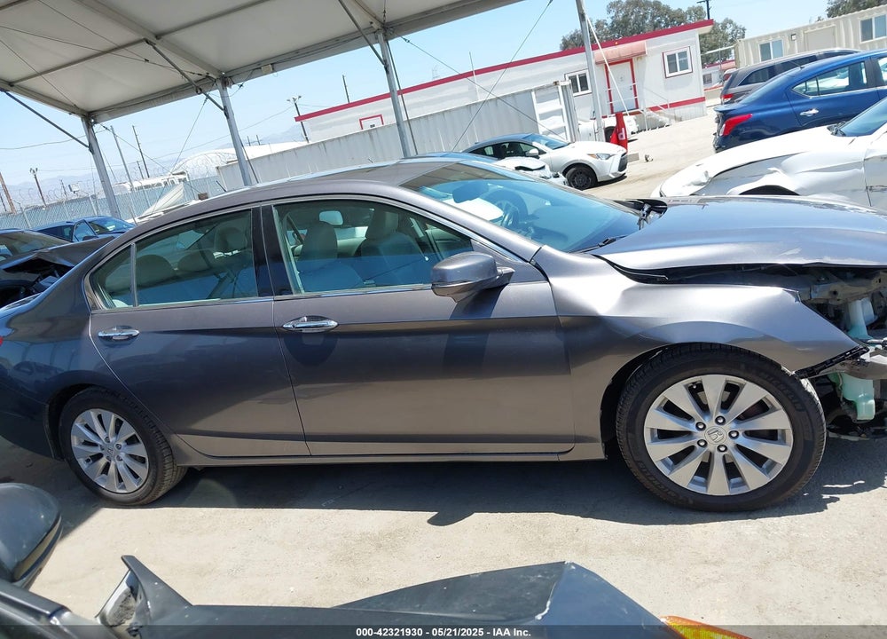 2013 HONDA ACCORD VIN: 1HGCR3F97DA046789