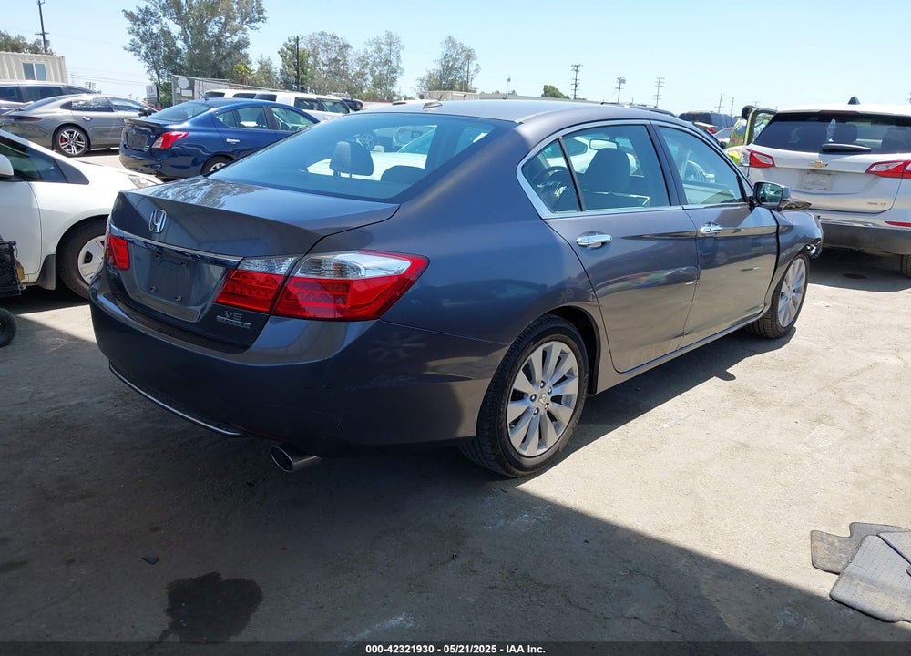 2013 HONDA ACCORD VIN: 1HGCR3F97DA046789