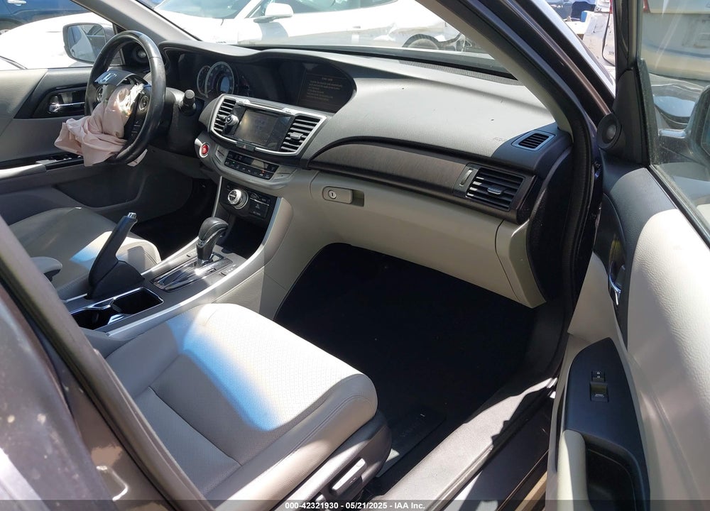 2013 HONDA ACCORD VIN: 1HGCR3F97DA046789