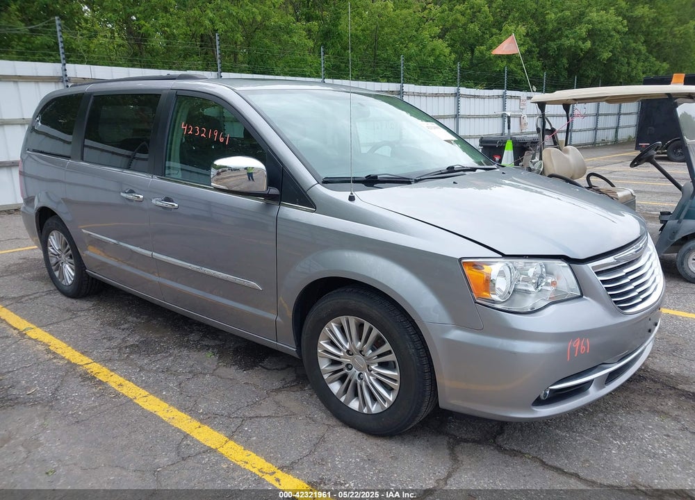 2015 CHRYSLER TOWN & COUNTRY TOURING-L VIN: 2C4RC1CGXFR726444