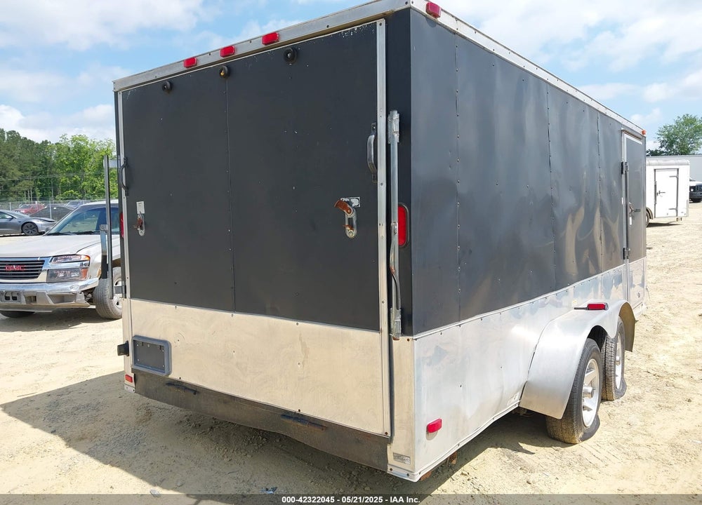 2009 DIAMOND EXTRA TALL ENCLOSED VIN: 5UZBE16289D010523
