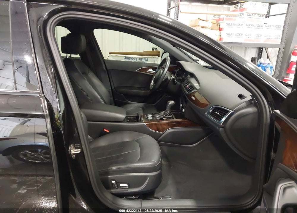2018 AUDI A6 VIN: WAUG8AFC6JN027381