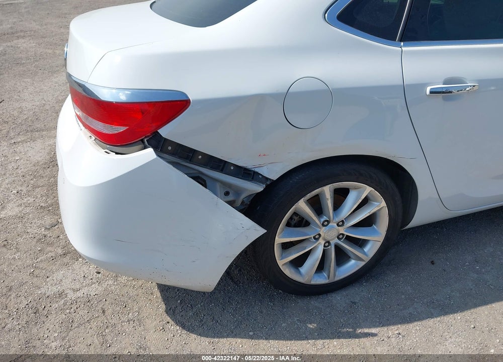 2015 BUICK VERANO VIN: 1G4PS5SK3F4212909