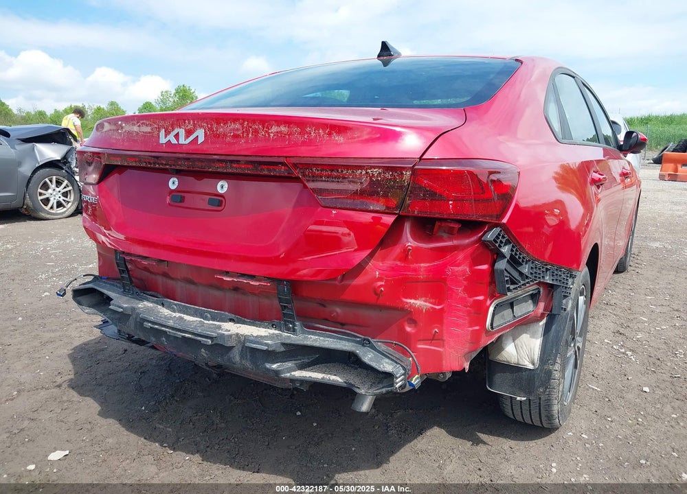 2023 KIA FORTE LXS VIN: 3KPF24AD8PE504553