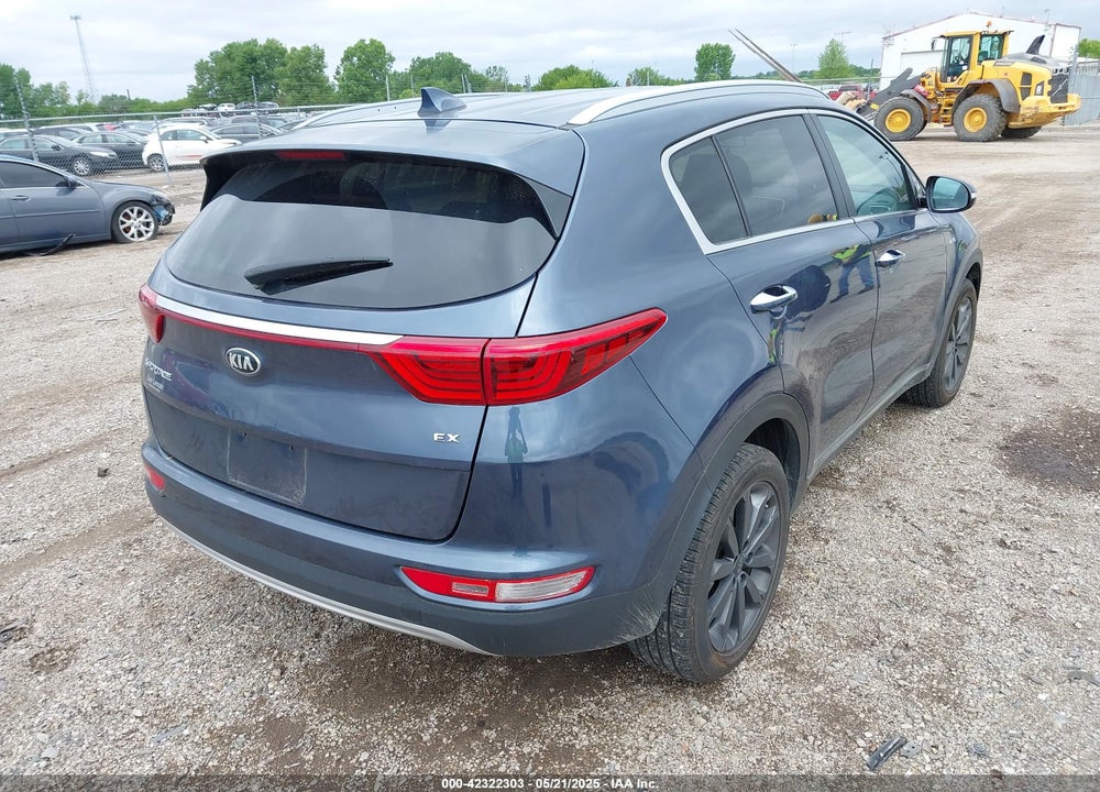 2018 KIA SPORTAGE EX VIN: KNDPNCAC3J7456092