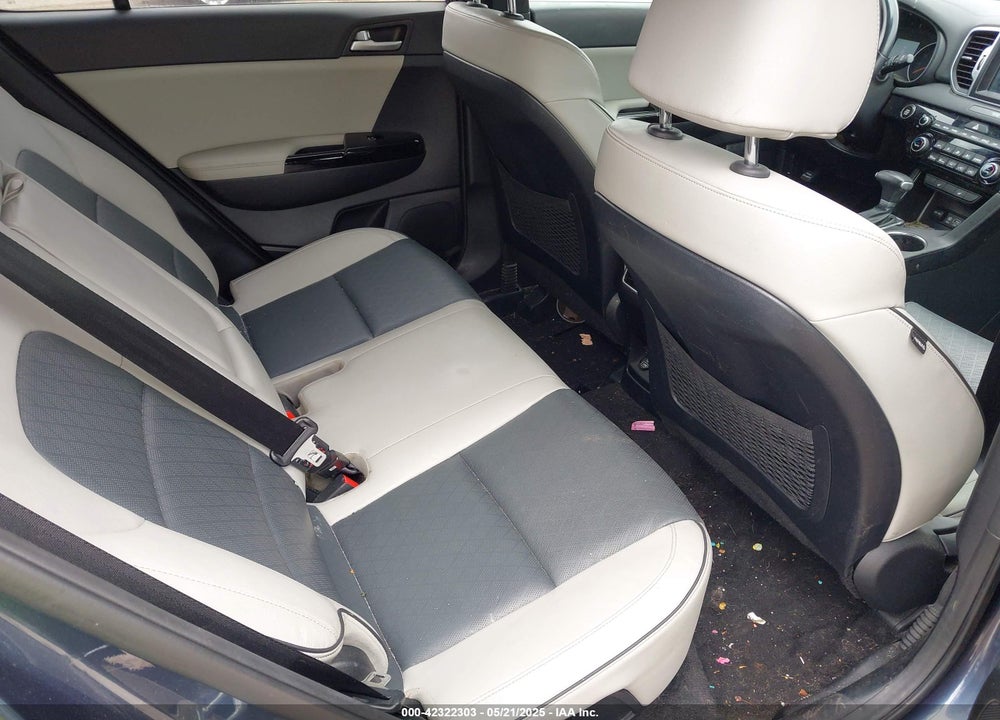2018 KIA SPORTAGE EX VIN: KNDPNCAC3J7456092