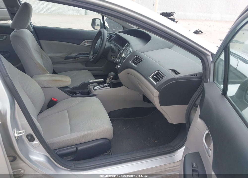 2013 HONDA CIVIC LX VIN: 2HGFB2F56DH525571