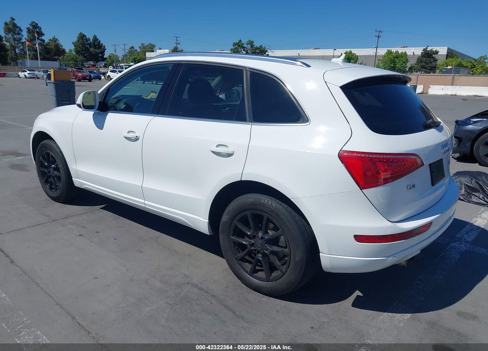 2011 AUDI Q5 VIN: WA1LFAFP5BA109809