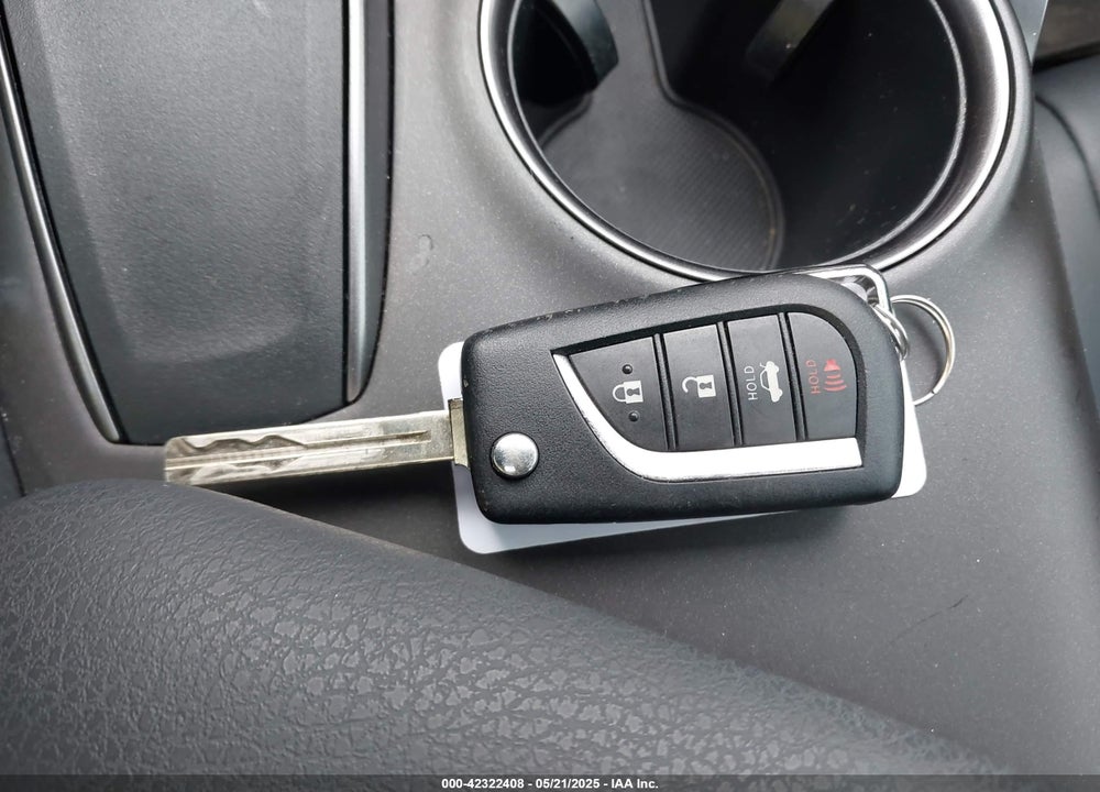 2021 TOYOTA CAMRY VIN: 4T1G11AK6MU475826