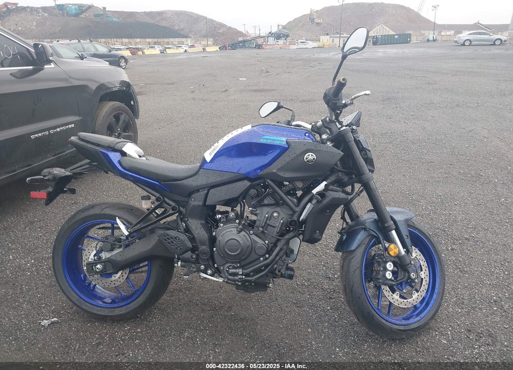 2025 YAMAHA MTN690 VIN: JYARM48E4SA000966