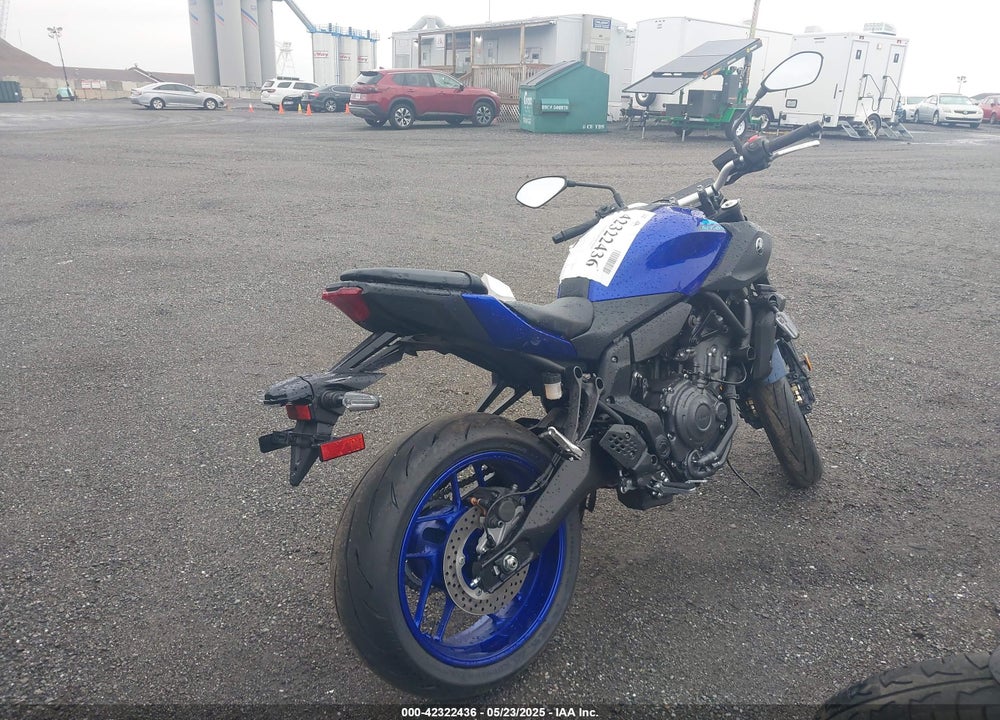 2025 YAMAHA MTN690 VIN: JYARM48E4SA000966