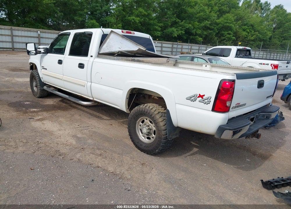 2005 CHEVROLET SILVERADO 2500HD LS VIN: 1GCHK23285F930402