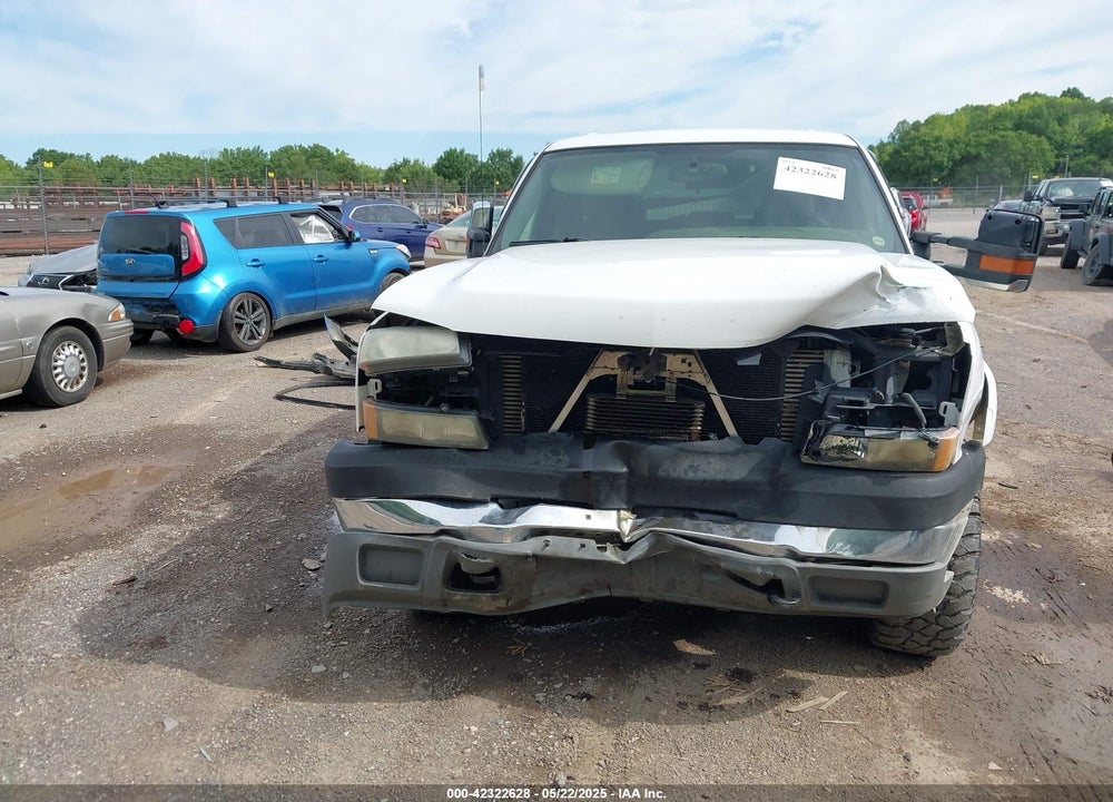 2005 CHEVROLET SILVERADO 2500HD LS VIN: 1GCHK23285F930402