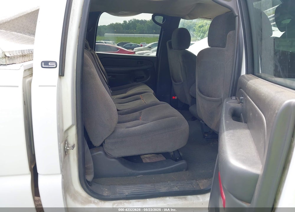 2005 CHEVROLET SILVERADO 2500HD LS VIN: 1GCHK23285F930402