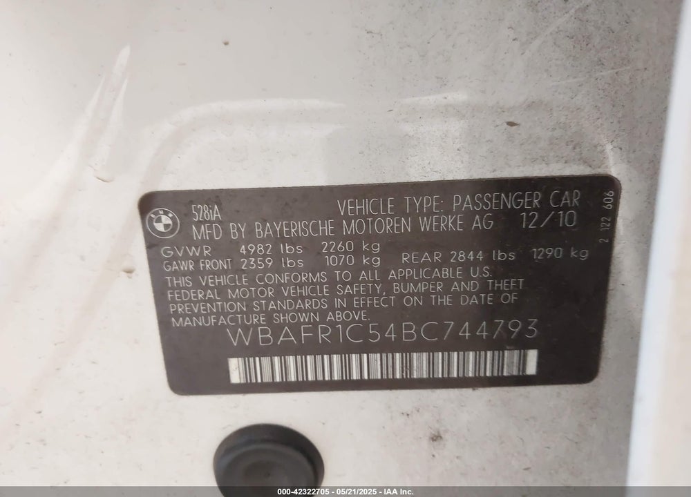 2011 BMW 528I VIN: WBAFR1C54BC744793