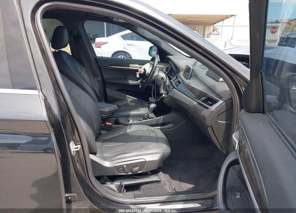 2018 BMW X1 VIN: WBXHU7C32J5H40746