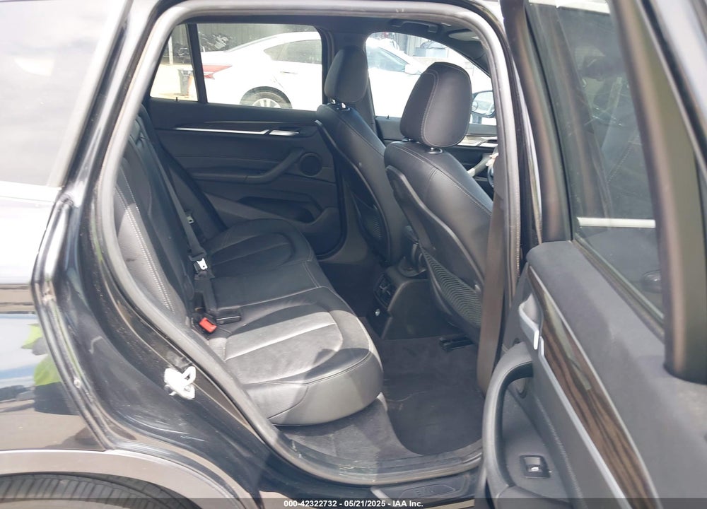 2018 BMW X1 VIN: WBXHU7C32J5H40746