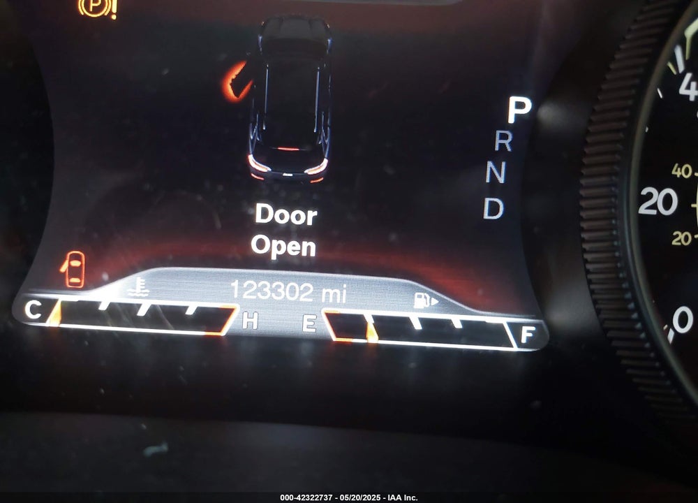 2014 JEEP CHEROKEE VIN: 1C4PJLDS1EW162183