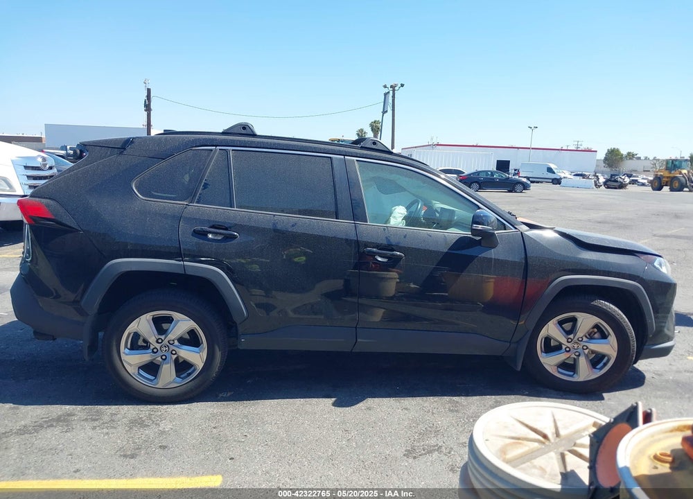 2021 TOYOTA RAV4 HYBRID XLE PREMIUM VIN: 4T3B6RFV3MU043652