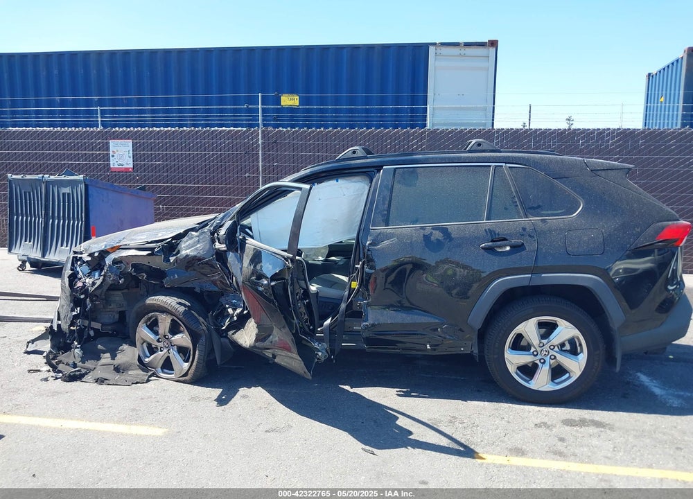 2021 TOYOTA RAV4 HYBRID XLE PREMIUM VIN: 4T3B6RFV3MU043652