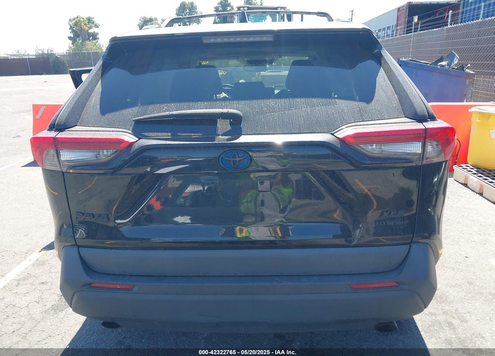 2021 TOYOTA RAV4 HYBRID XLE PREMIUM VIN: 4T3B6RFV3MU043652