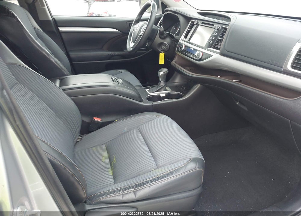 2016 TOYOTA HIGHLANDER LE PLUS V6/LE V6 VIN: 5TDZKRFHXGS124965