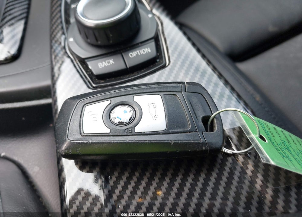 2015 BMW 3 SERIES VIN: WBA3B1C55FK137532