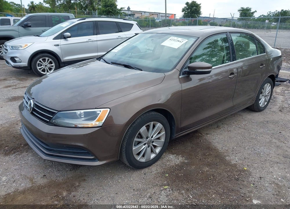 2015 VOLKSWAGEN JETTA VIN: 3VWD07AJXFM289988