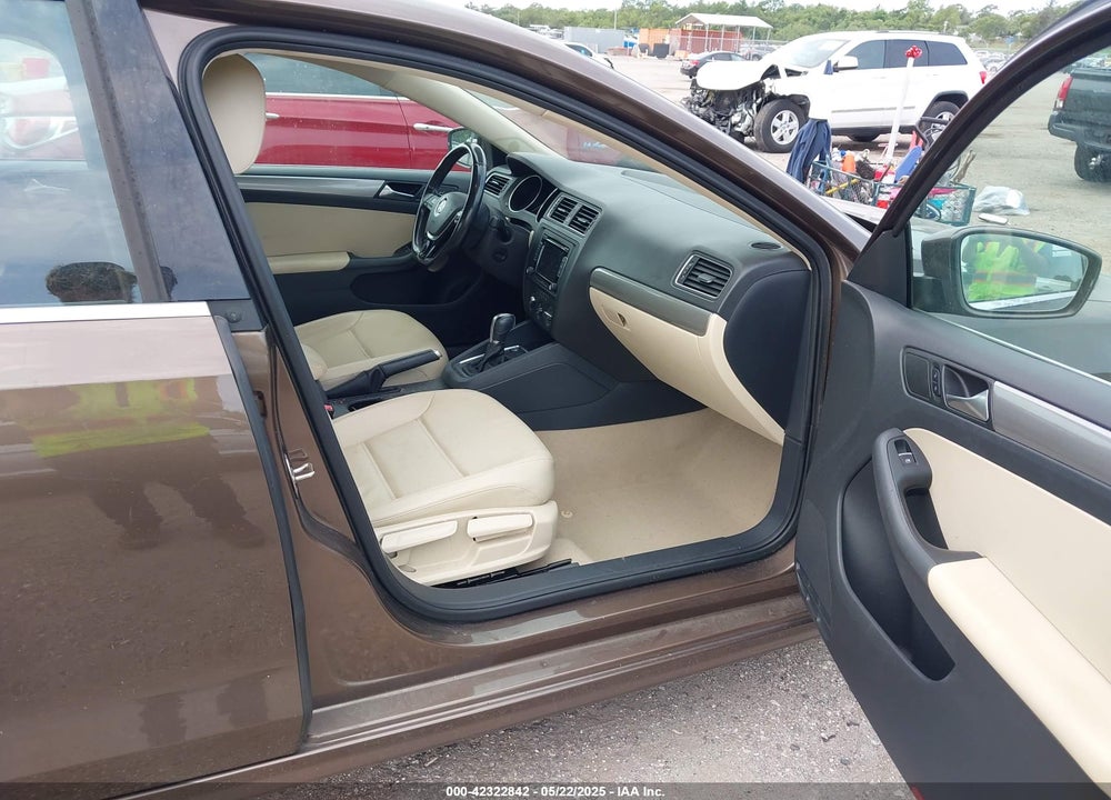 2015 VOLKSWAGEN JETTA VIN: 3VWD07AJXFM289988