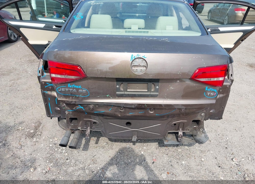 2015 VOLKSWAGEN JETTA VIN: 3VWD07AJXFM289988