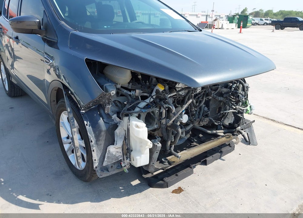 2019 FORD ESCAPE SE VIN: 1FMCU0GD8KUC52290