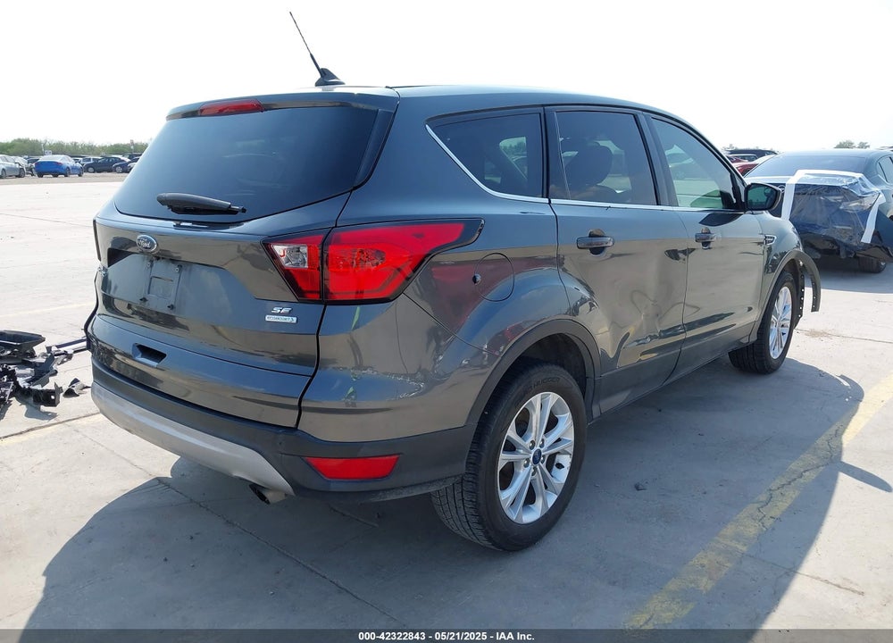 2019 FORD ESCAPE SE VIN: 1FMCU0GD8KUC52290