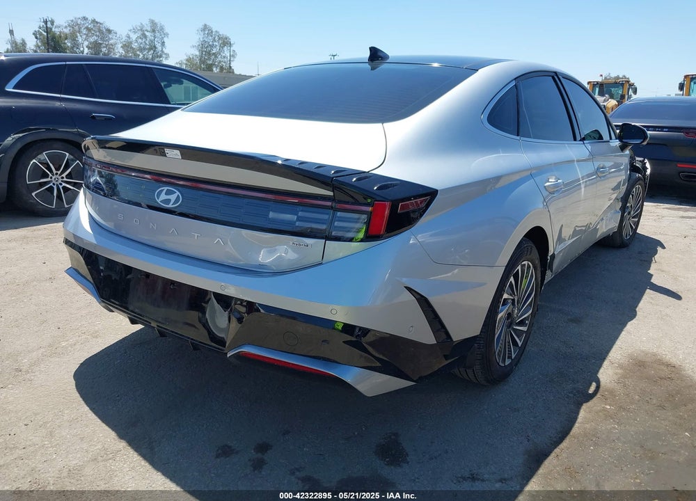 2025 HYUNDAI SONATA HYBRID VIN: KMHL54JJ5SA110984