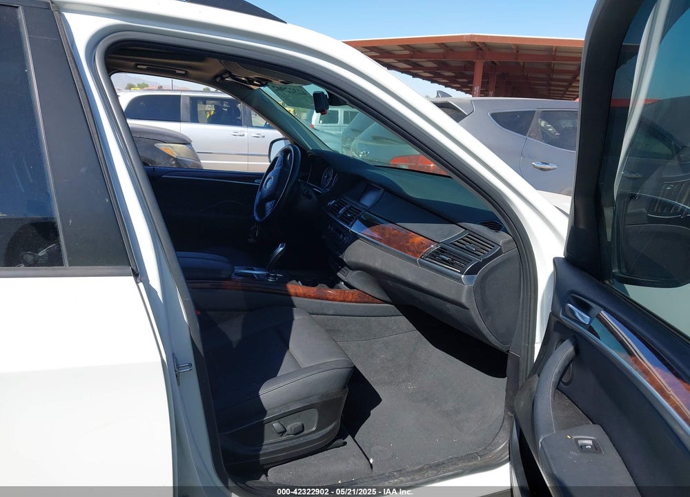 2011 BMW X5 VIN: 5UXZW0C52BL659596