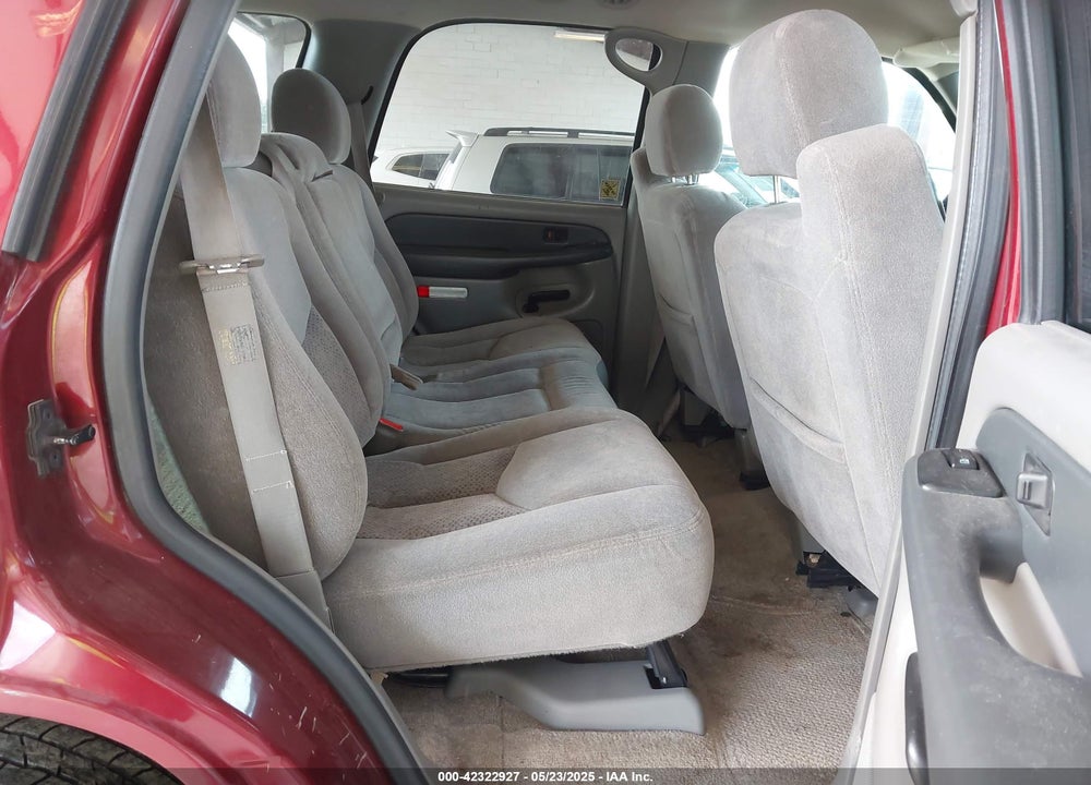 2003 CHEVROLET TAHOE LS VIN: 1GNEK13Z63R123180