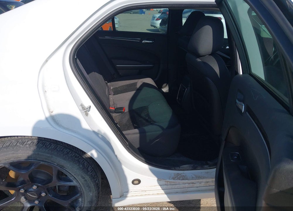 2019 CHRYSLER 300 VIN: 2C3CCAAG3KH589876