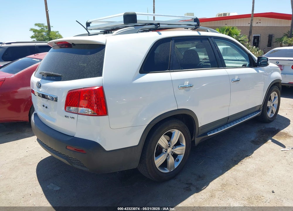 2013 KIA SORENTO VIN: 5XYKU4A2XDG363829