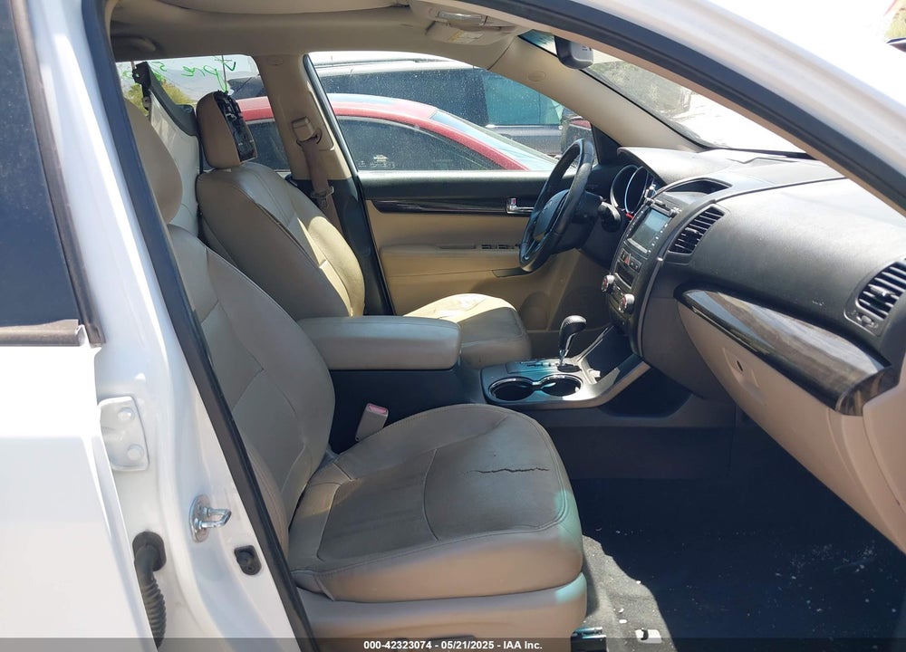 2013 KIA SORENTO VIN: 5XYKU4A2XDG363829