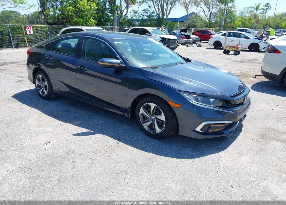 2019 HONDA CIVIC LX VIN: 19XFC2F65KE038312