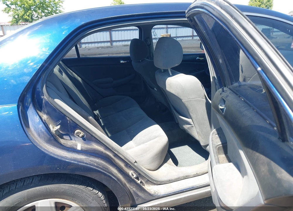 2005 HONDA ACCORD 2.4 LX VIN: 1HGCM56425A126114