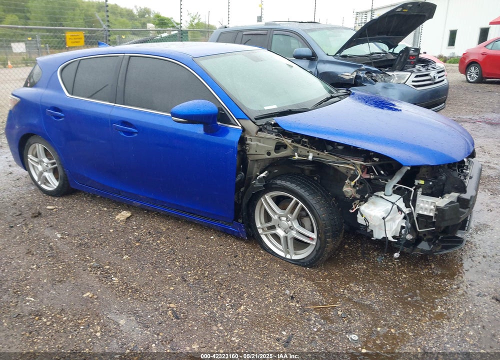 2014 LEXUS CT 200H VIN: JTHKD5BH2E2178628