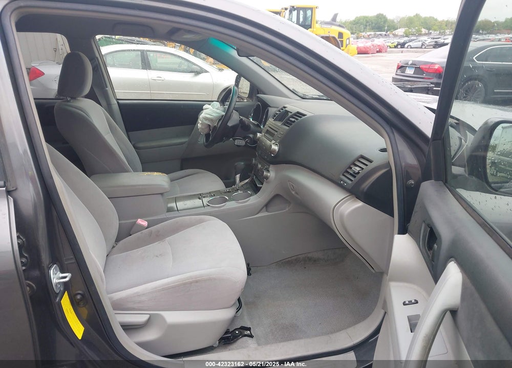 2008 TOYOTA HIGHLANDER VIN: JTEDS41A982028224