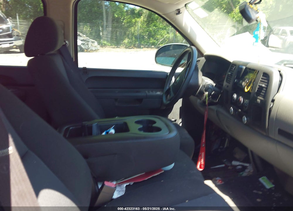 2011 CHEVROLET SILVERADO 1500 VIN: 3GCPCREA0BG243849