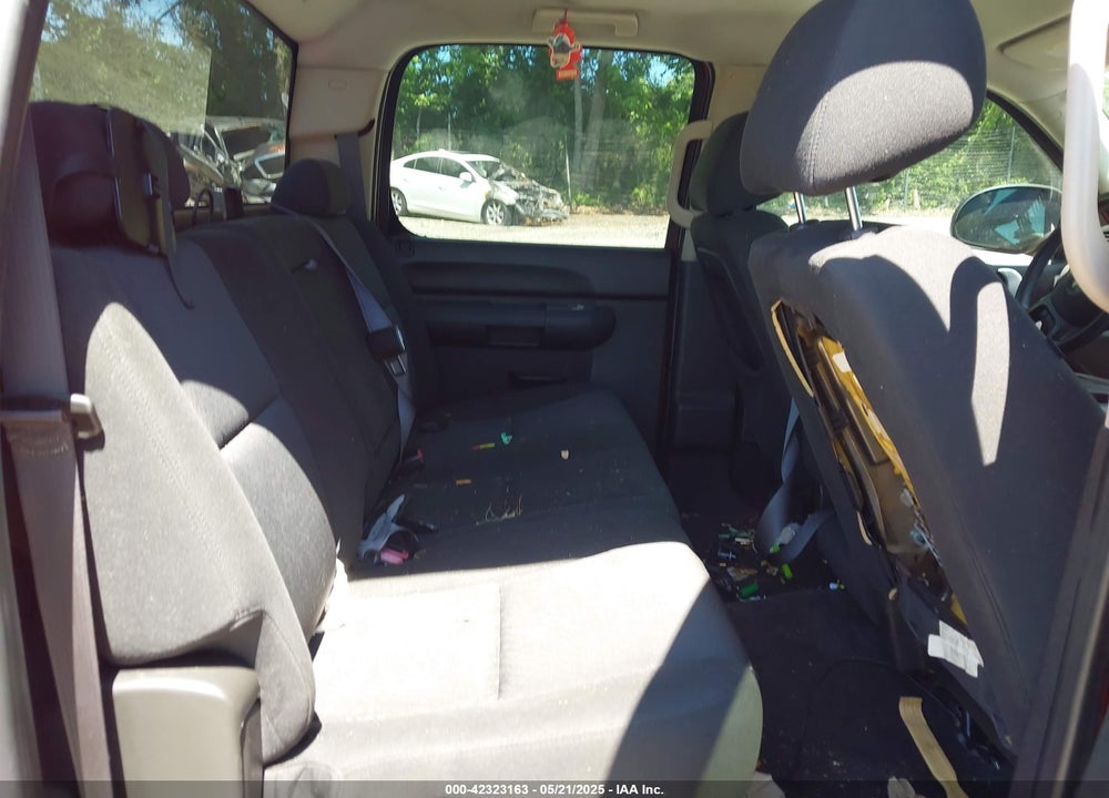 2011 CHEVROLET SILVERADO 1500 VIN: 3GCPCREA0BG243849