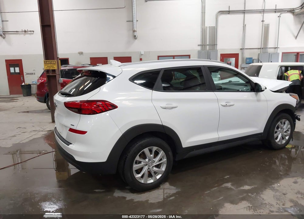 2020 HYUNDAI TUCSON VIN: KM8J3CA42LU167368